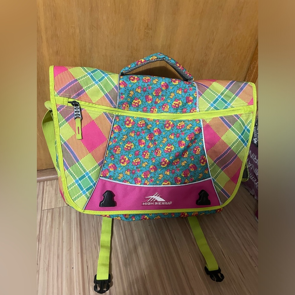 Travel bag